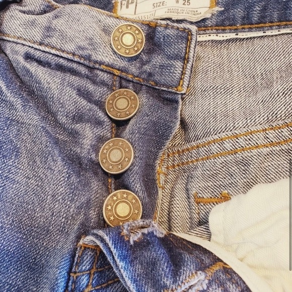 FREE PEOPLE CHELSEA CROP KICK FLARE JEANS - Picture 4 of 6